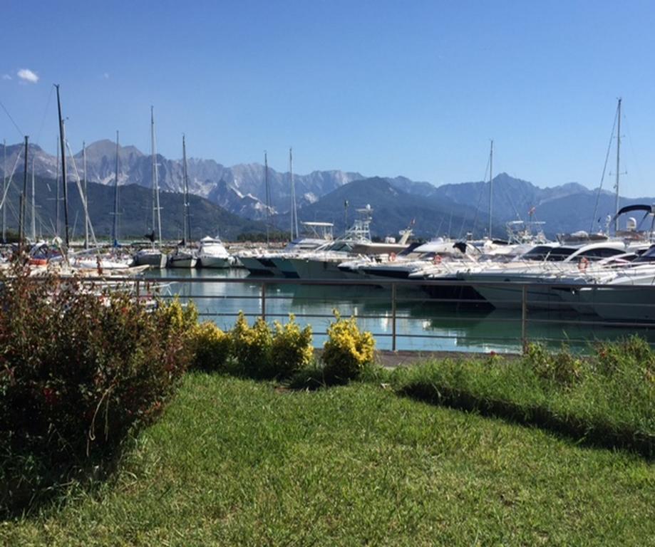 Villa I Poggioli Bocca di Magra Luaran gambar