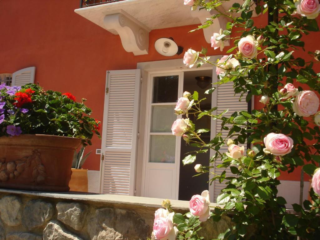 Villa I Poggioli Bocca di Magra Luaran gambar